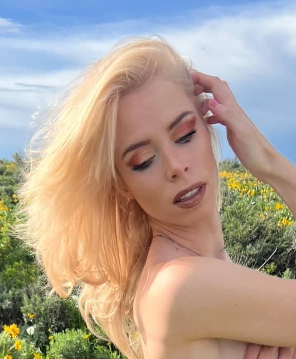 Profile of cult_barbie93