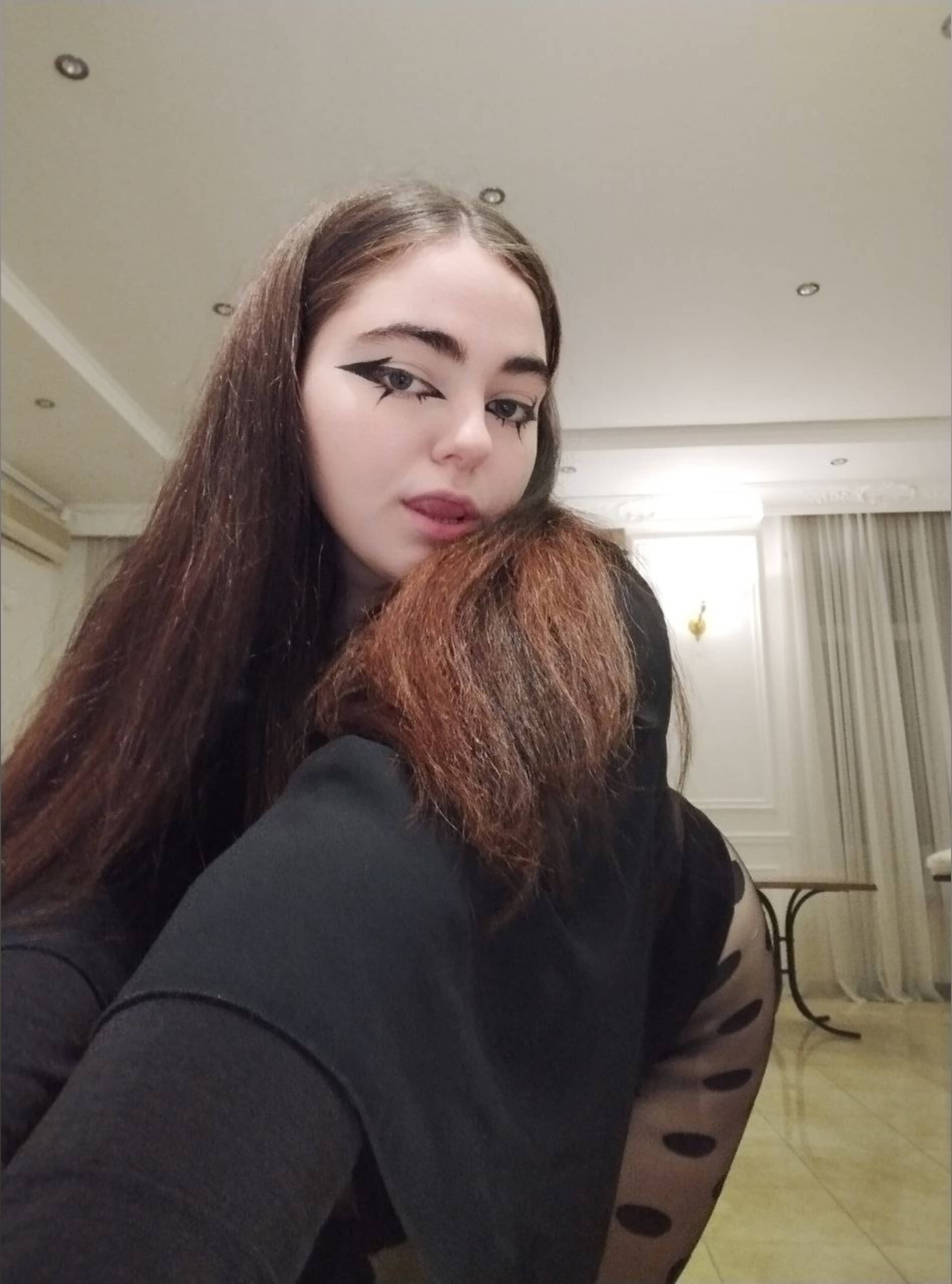 Profile of ellies_8