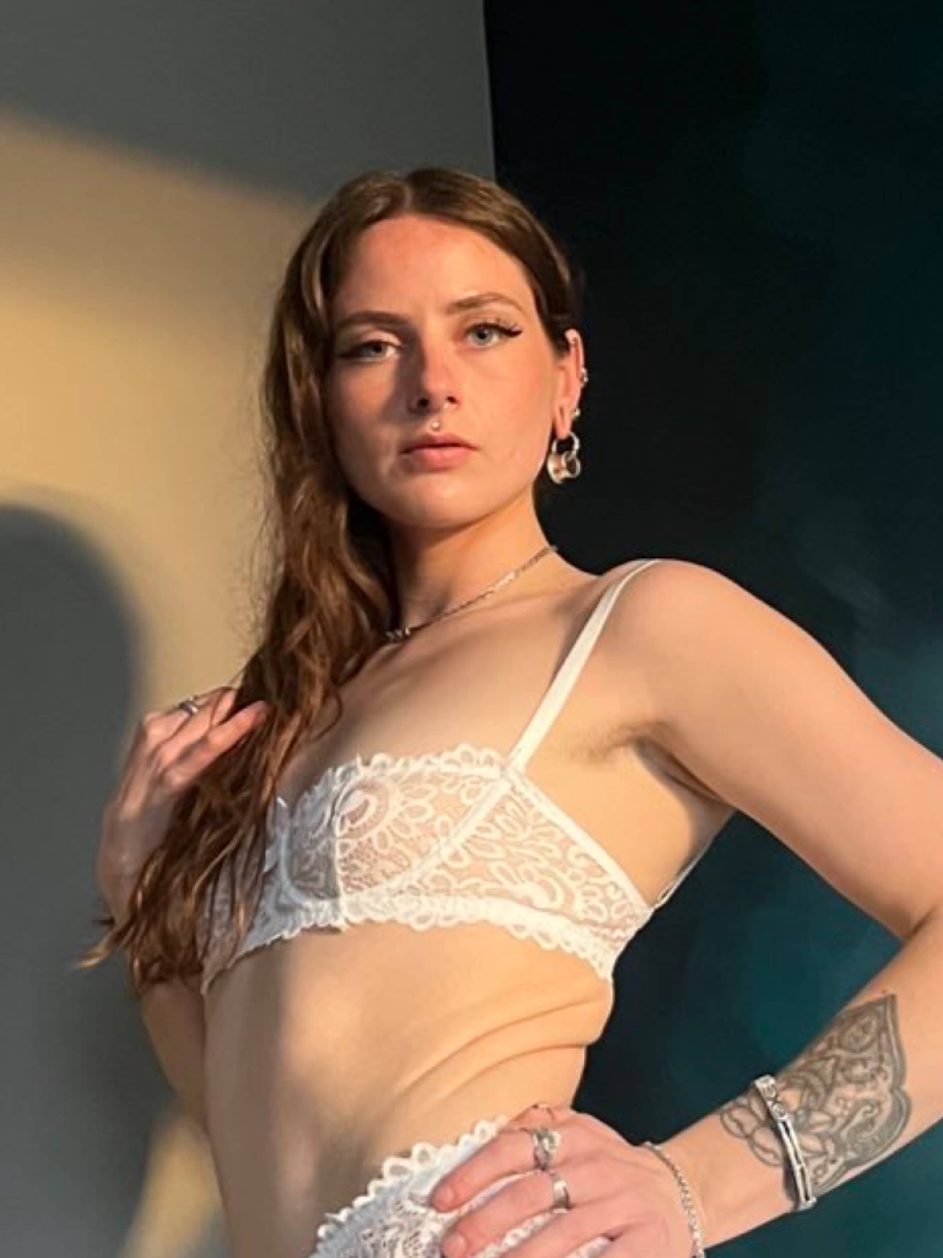 Profile of goddessmiamuse