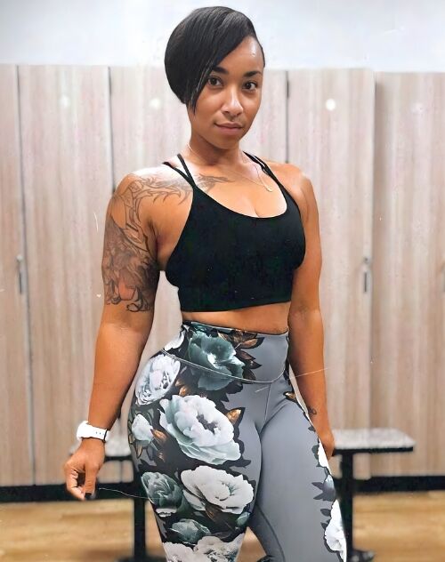 Profile of rae_champagne