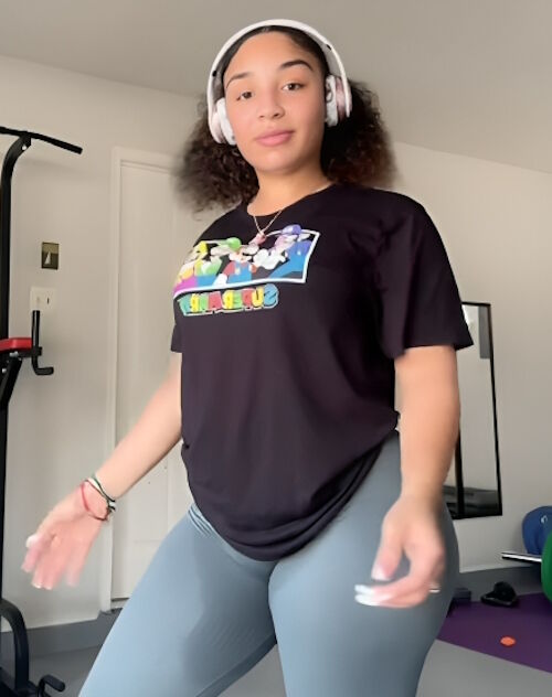 Profile of lolahfit