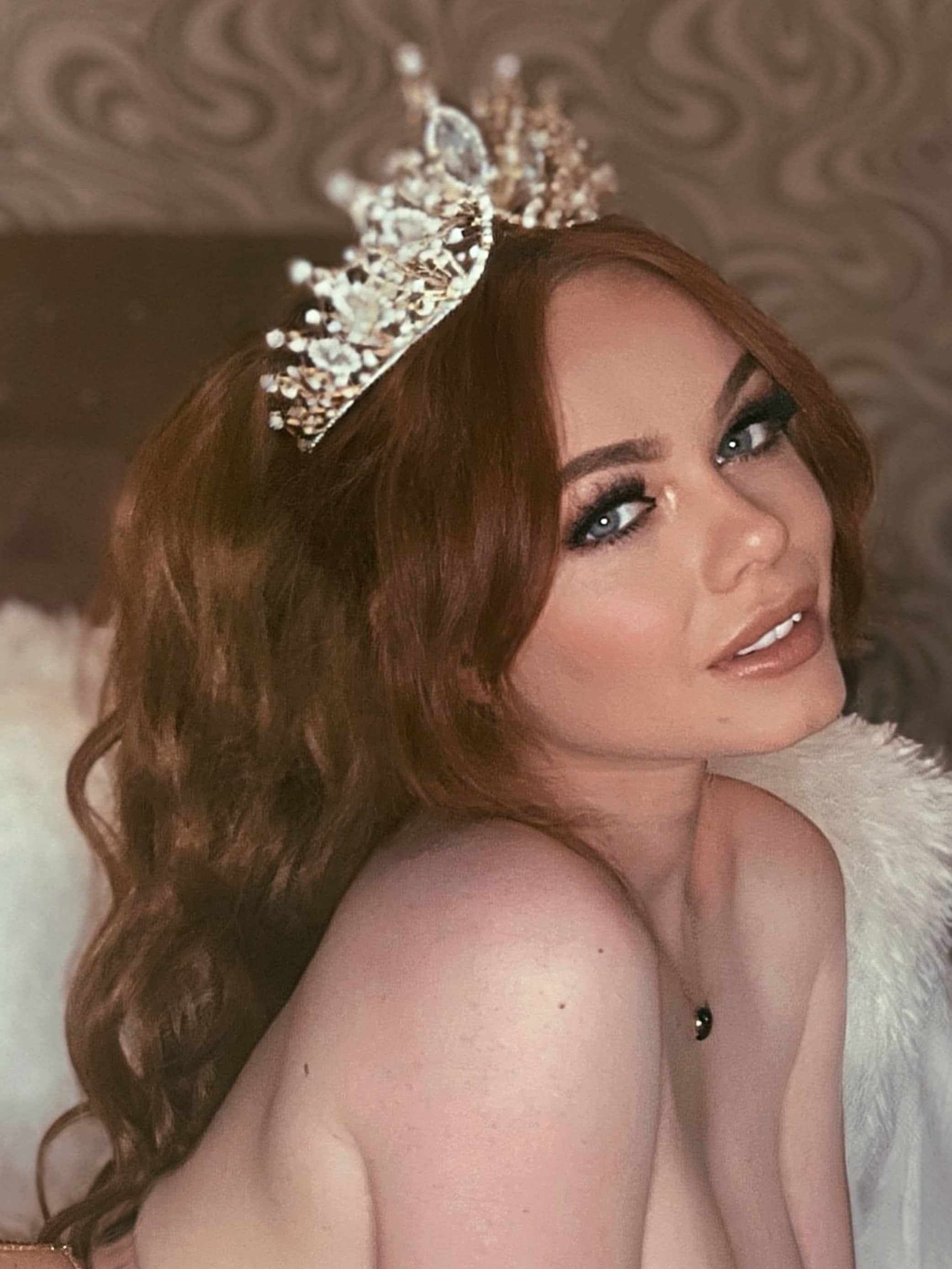 Profile of ellahughesxxx