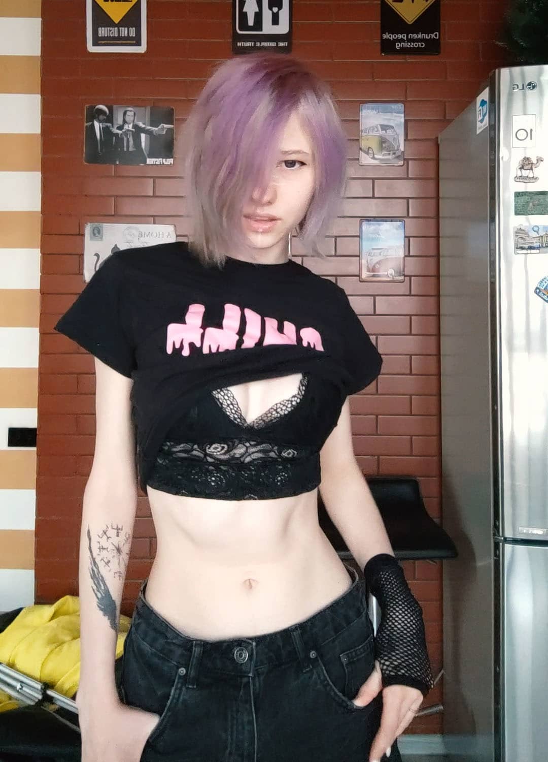 Profile of little_emo_kitten